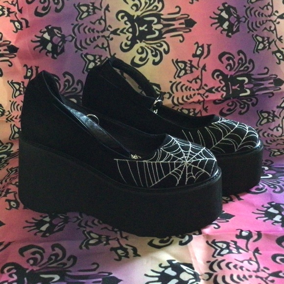 Spiderweb Platform Wedges Mary Janes - Picture 1 of 9